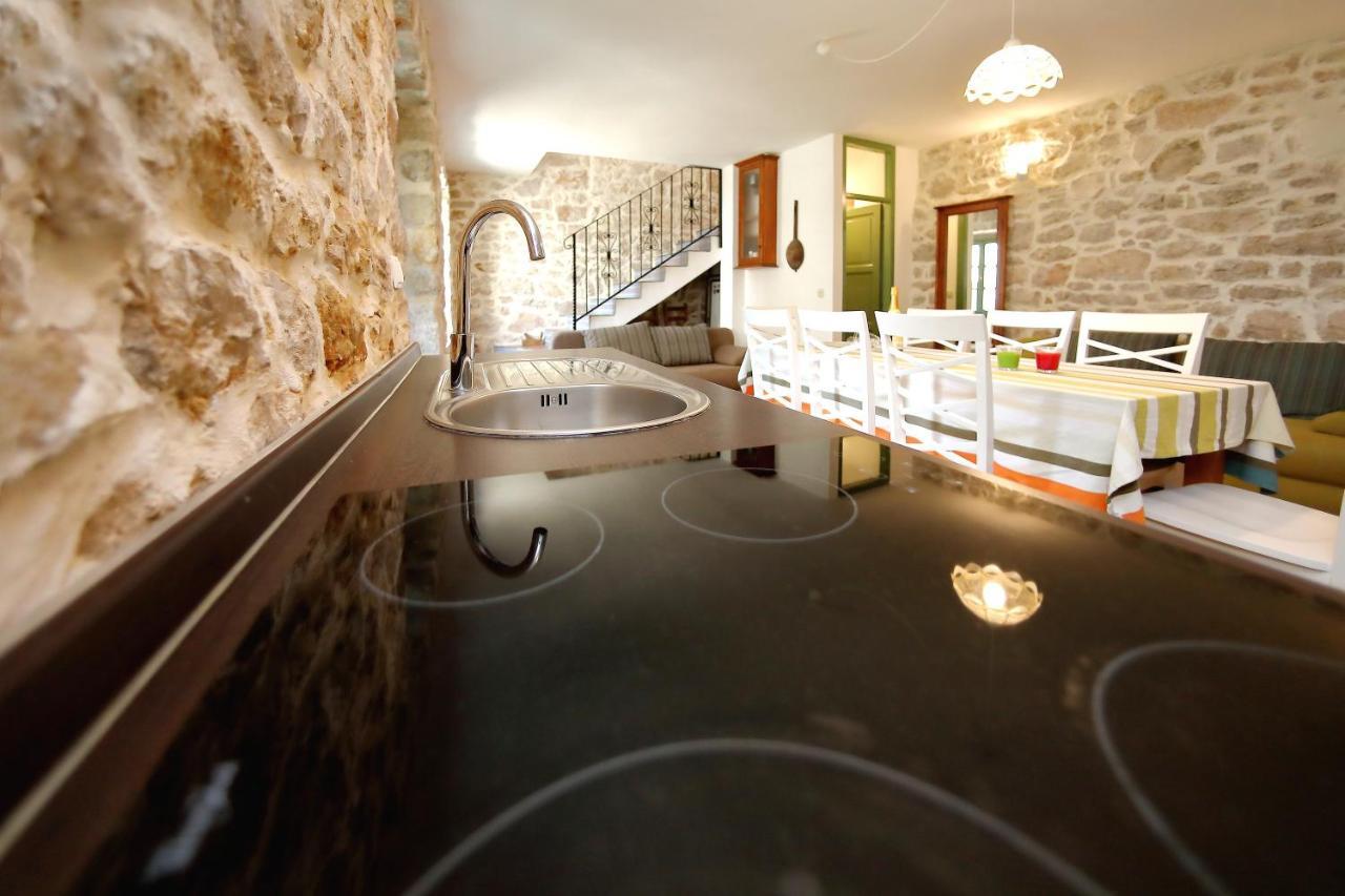 Villa Kamena 비빈제 외부 사진